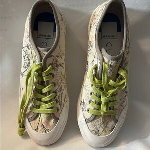 Dolce Vita Women's Floral Sneakers - Cream and Lime